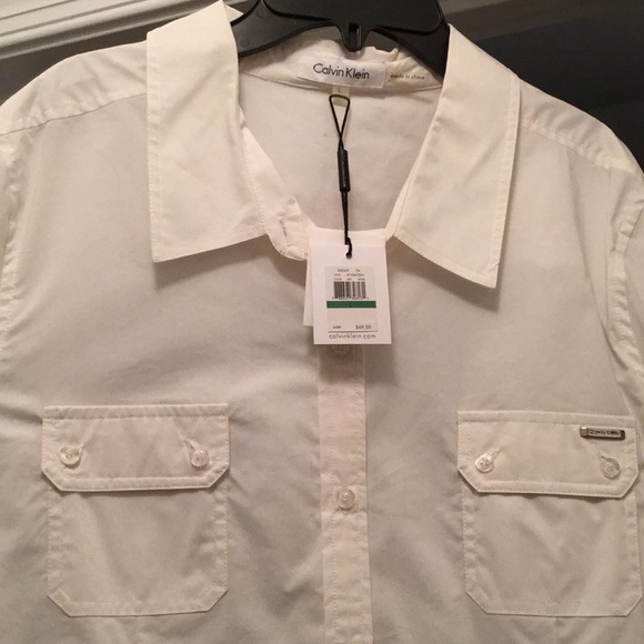 Calvin Klein Tops - Calvin Klein Button Down w/Roll Sleeves NWT L